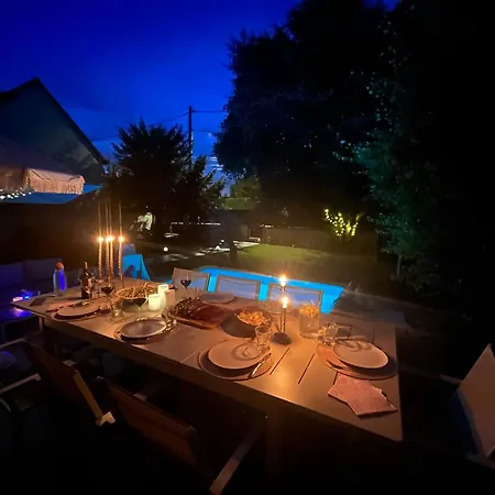 Pool 25 Min From Paris Βίλα