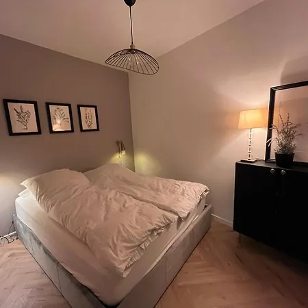 Pool 25 Min From Paris Villa *